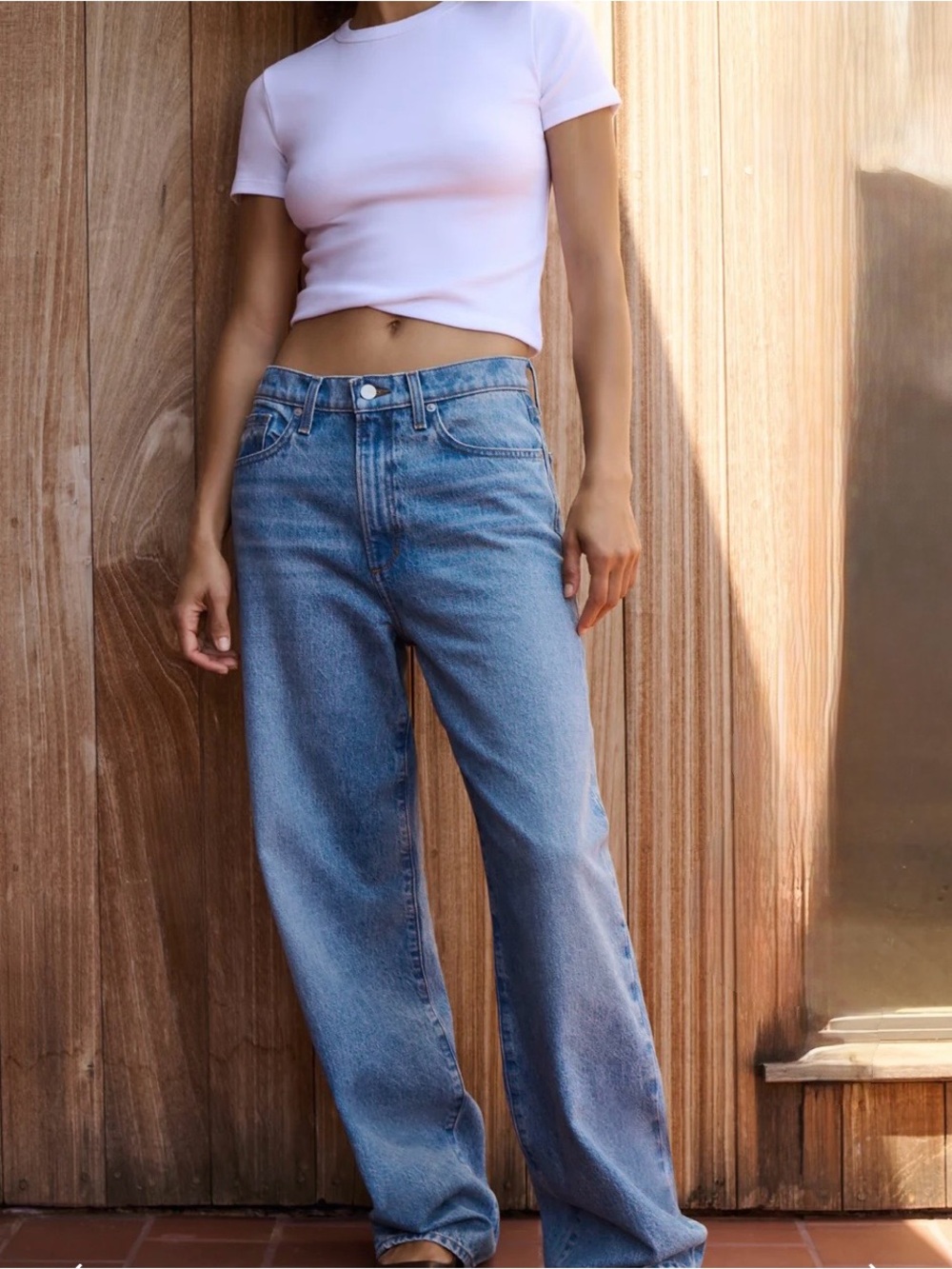 Joe’s Jeans THE RYAN
LOW SLUNG BAGGY
Size 23 MSRP $248
